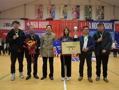 F1友谊赛上演强强对话，关中貔貅队鏖战江汉灰熊队，多点开花奏效；传控打穿防线(重庆狼队吕成林)