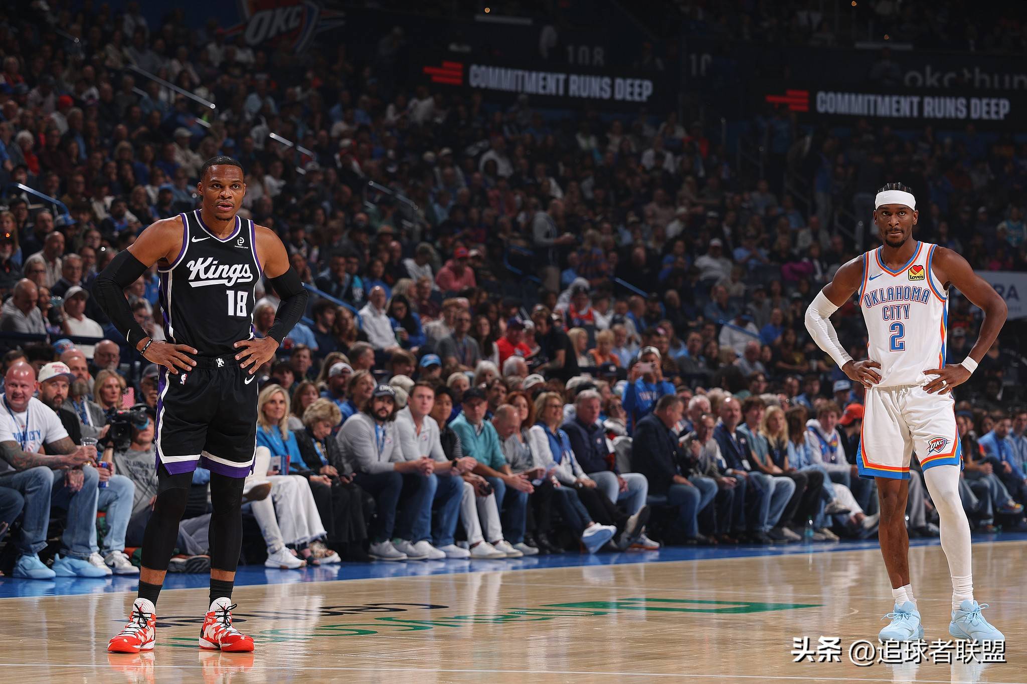 犹他爵士训练开放日，集结日临场应变引欢呼，NBA季后赛在即，训练强度明显提升的简单介绍